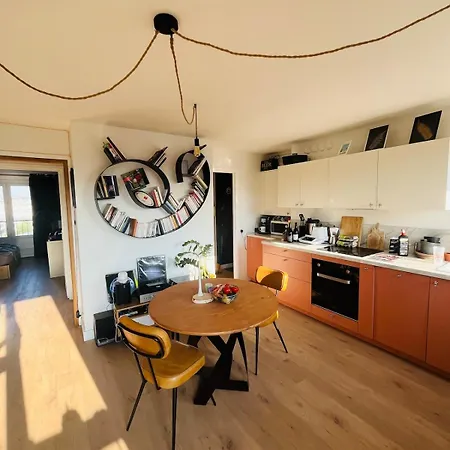 Test Apartment *